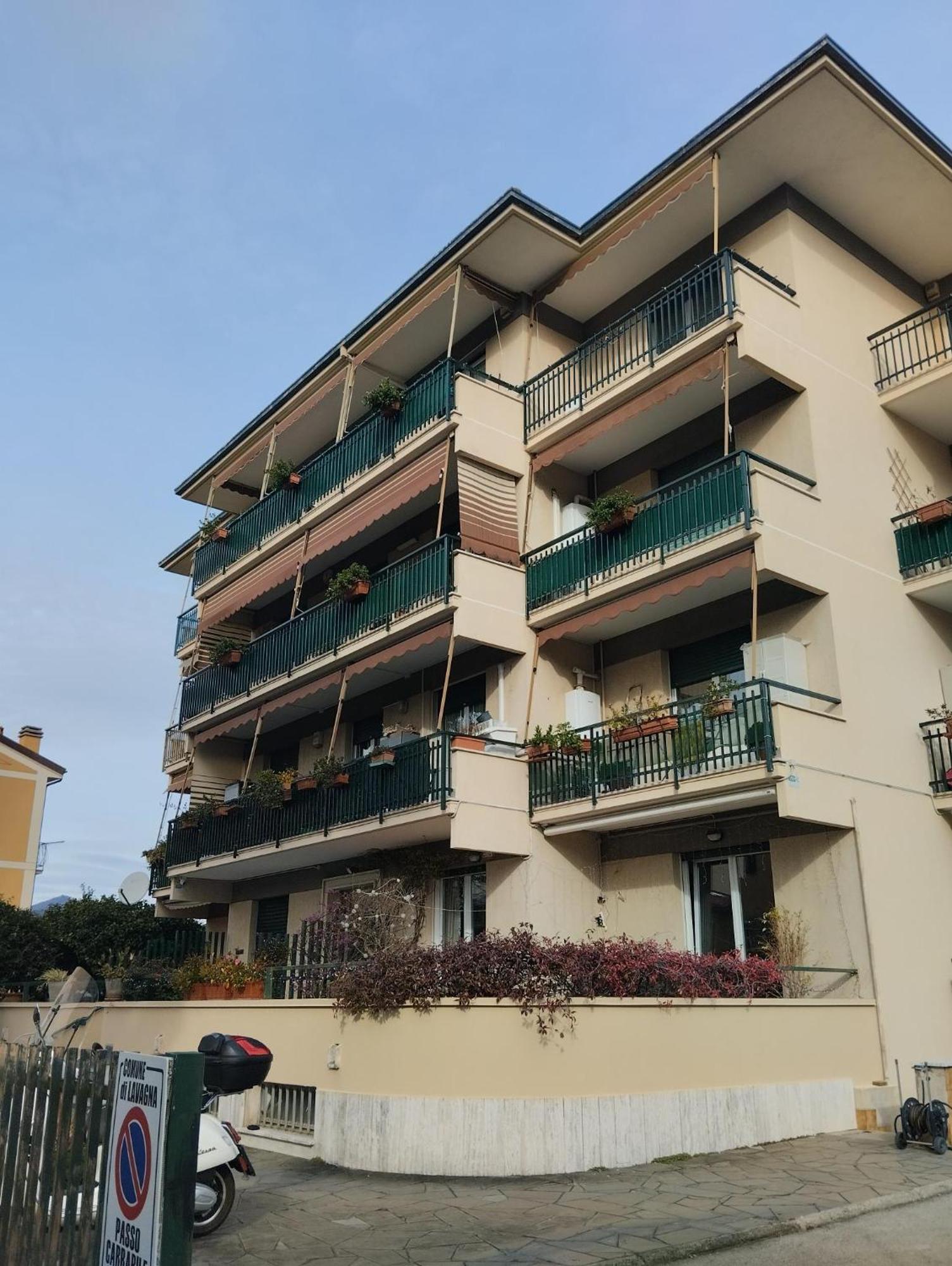 Appartamento Con Posto Auto Lavagna Ngoại thất bức ảnh